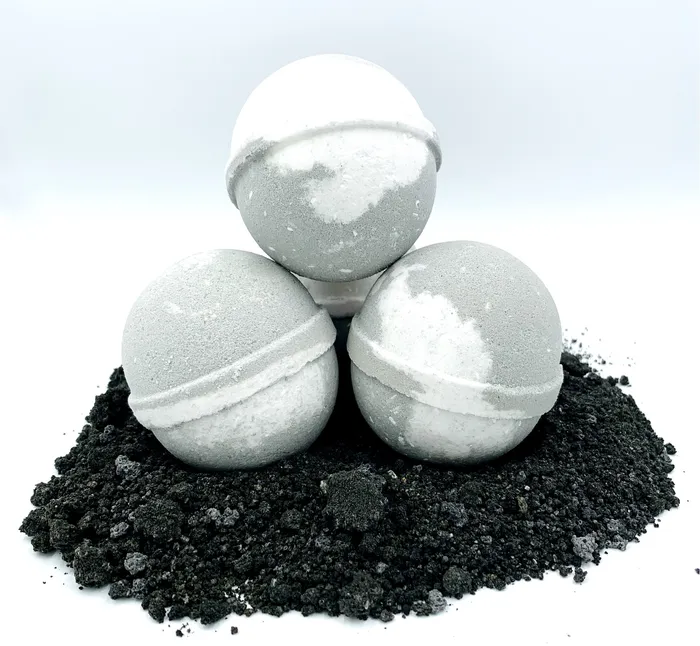 Its the Bomb Bath Bomb Activated Black Charcoal Anal