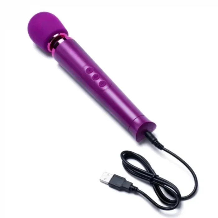 Le Wand Le Wand Petite Rechargeable Wand Massager Cherry Female Sex Toys