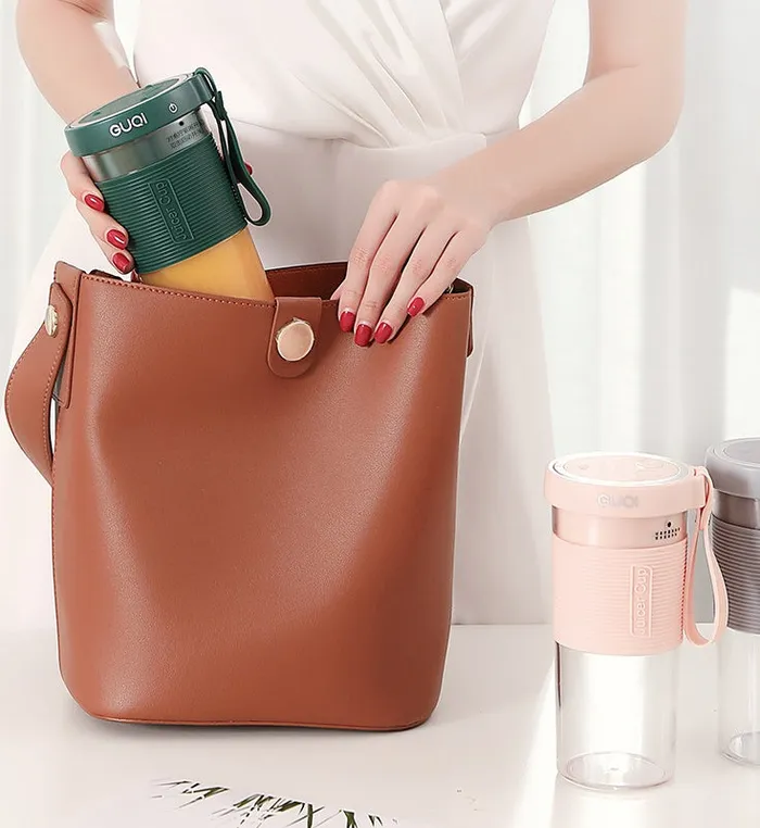 cj Female Sex Toys Mini USB Rechargeable Portable Blender Electric Fruit Juicer Kitchen Smoothie Maker Lightweight Sports Bottle Multifunction Blender